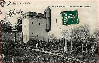 Fondouk-Remparts