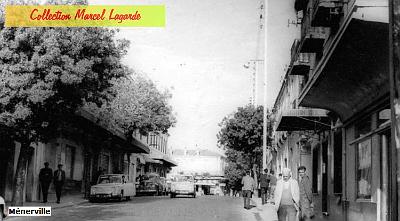 Menerville-Rue-01